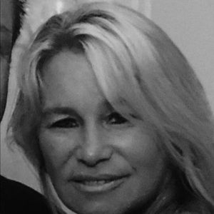 Meet your Posher, Teresa